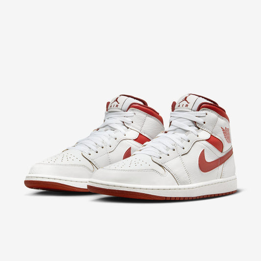 Jordan Retro 1 Mid SE “Dune Red”